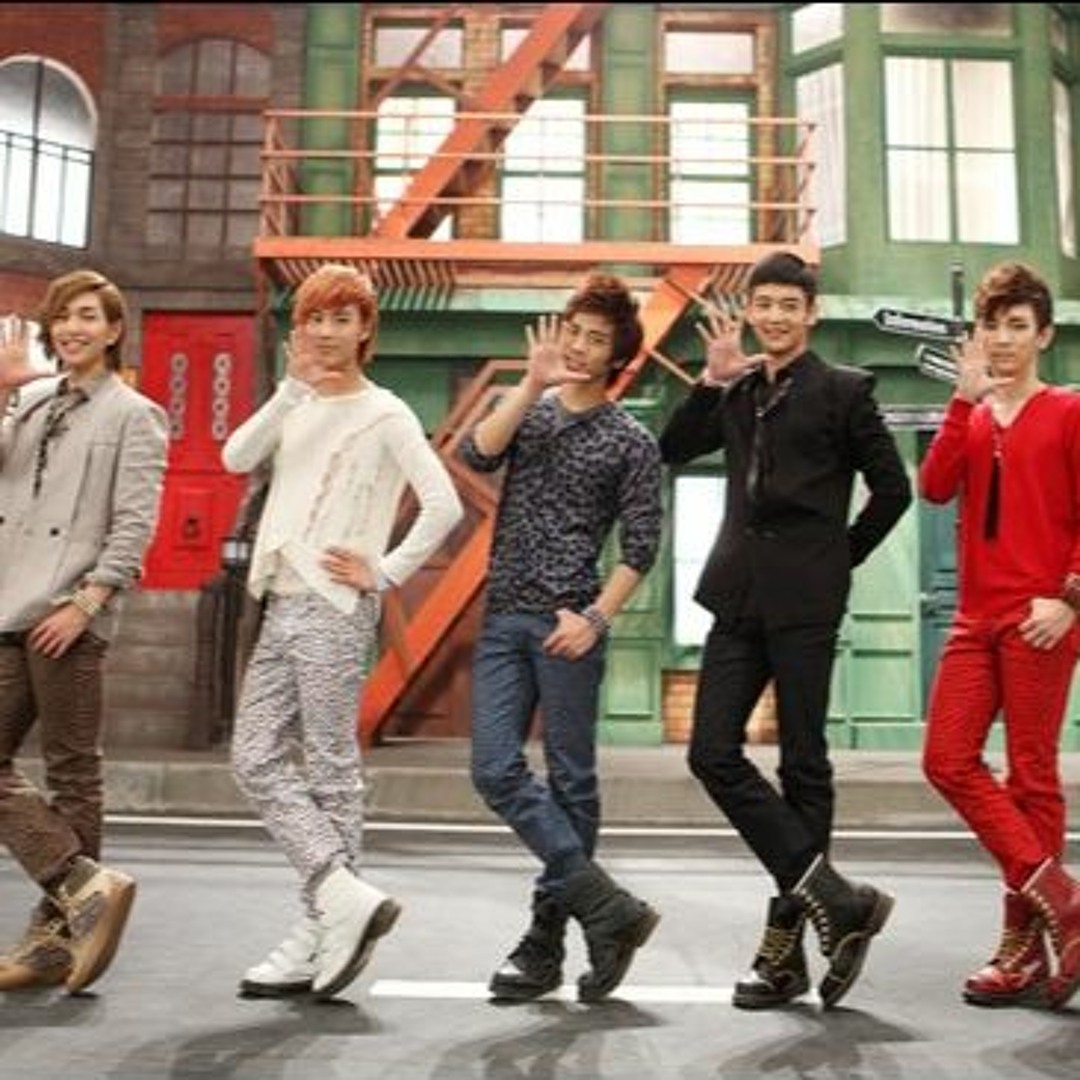 artworks-000133738421-oxevv4-