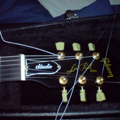 Gary Moore lead solo improvisation to 'walkways' backing track.