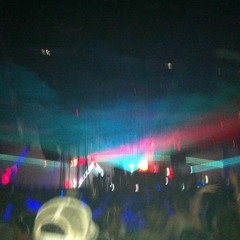 Sander Van Doorn, Martin Garrix, DVBBS ft. Aleesia vs, Ryeland- Gold skies (Ayro mashup)