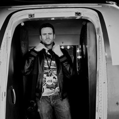 Gareth Emery #ASOT450 Live From Incheba Expo Arena In Bratislava 09.04.2010