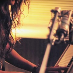 Hollow - Tori Kelly Cover (Piano)