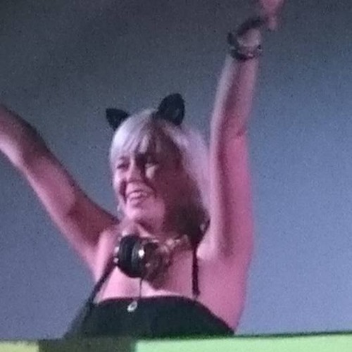 Mizz - T - Krafty Radio - 26 - 10 - 15