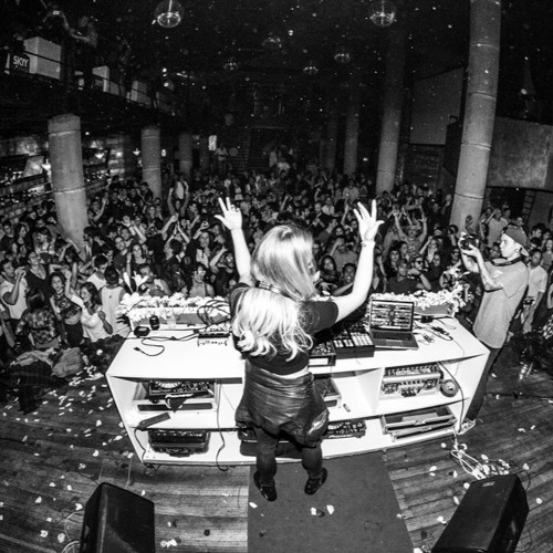 Groovy Techno Podcast