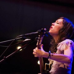 Natalia Lafourcade’s “Hasta la Raíz” is about emotional connections