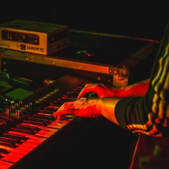 Eous (feat. Joan Silentio)