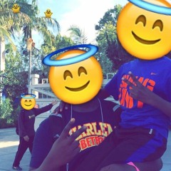 PUMPkIN CREAM CHEESE MUFFIN