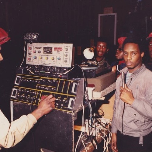 CLASSIC DANCE! SAXON STUDIO vs DUKE ALLOY 1986 FEAT. PAPA LEVI