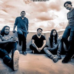 Samjhine mutu - The Edge Band