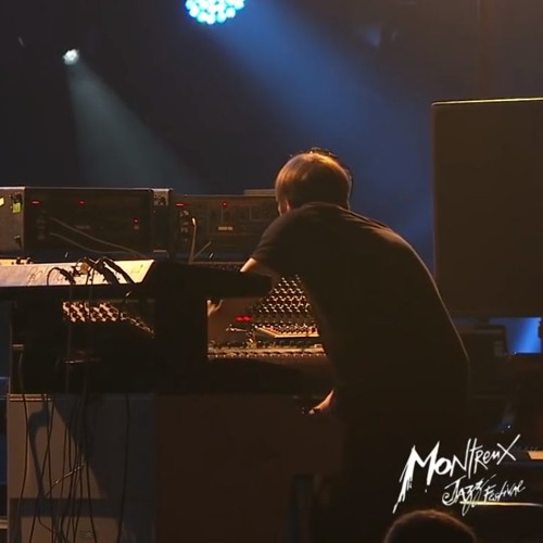An excerpt from live at Montreux Jazz Festival by Nils Frahm