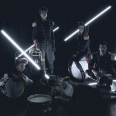 Kadebostany - Walking With A Ghost (Kabu Remix)