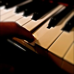 Halsey - Ghost - Piano cover by me