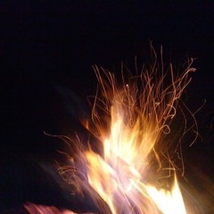 El Nombre Que Es La Clave, La Puerta, El Eco, El Huésped Y El Palacio