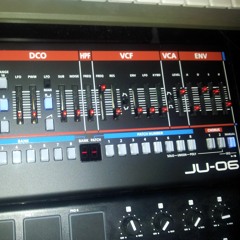 Roland JU-06 jam