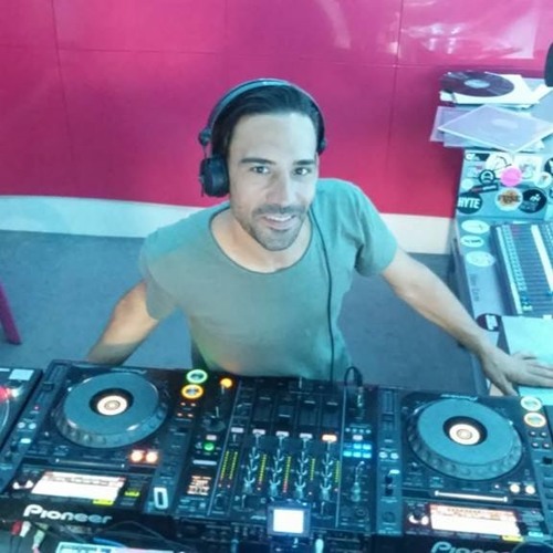 Toni Moreno Secuencias Radio show on Ibiza Global Radio
