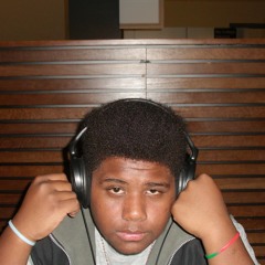 J Paul Feat. 50L0  Rowen- Unomoa Sky.MP3