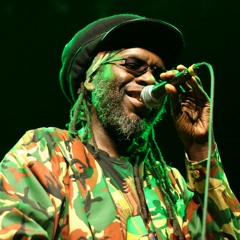 RAGGAMUPHiN_sound ft Macka B - Rasta Tell Dem (RMX) (UNSIGNED)