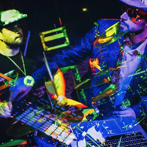 Horizon Wireless Live @ King Of Clubs (Official Disco Biscuits Halloween Afterparty)