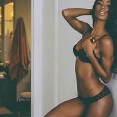 Slic Vic - Lingerie & Perfume (Feat. Loick Essien & Chris 'Zay' Williams)