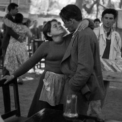 La flor y el arbolí.