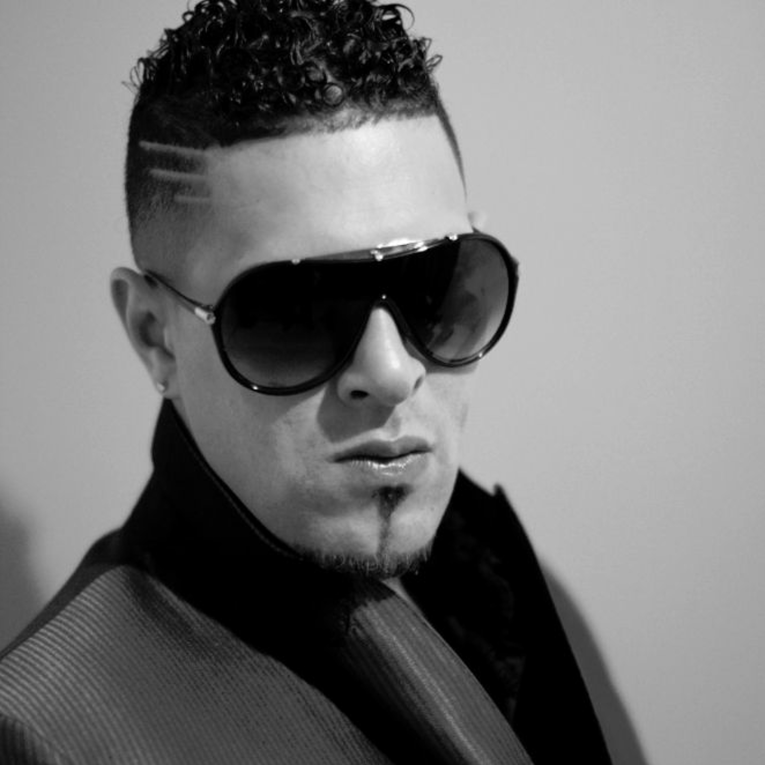 HectorTr3Ochenta Ft Marvin Zurrenda  - Se Va A Toa (Prod by Marvin Zurrenda ) episode artwork