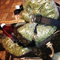 Drugs In The Duffle - 11 5 15, 9.54 AM