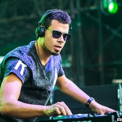 Afrojack X Hardwell - Unstoppable Madness