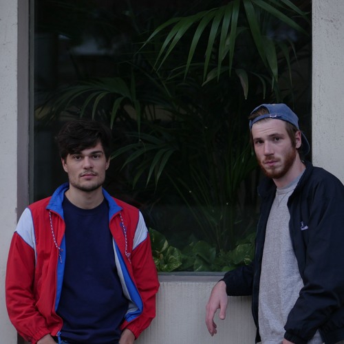 Download: Ambrose - Fag Ends (FaCIL Remix)