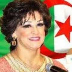 اوراق الورد    the flower petals  وردة