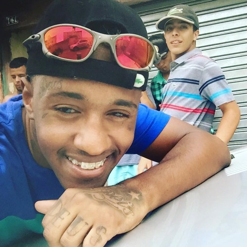 Mc Dede -   Tem Que Respeitar Sua Mae Joga Bola Estuda VRS 2015