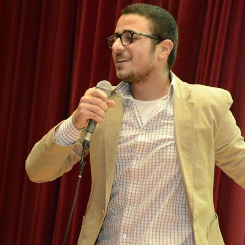 معاذ ياسين يغني (ماتزعليش) لهشام الجخ