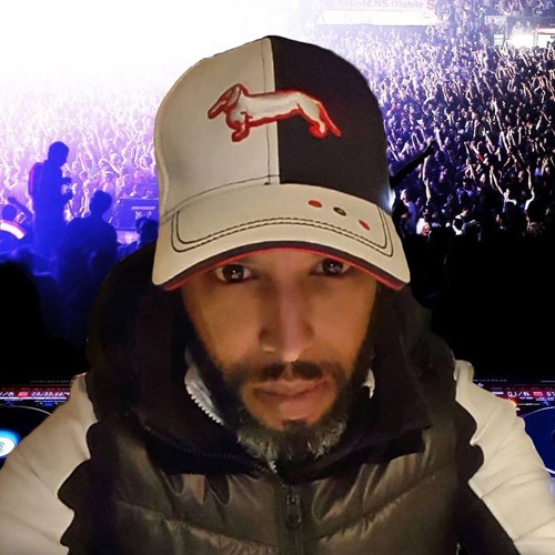 Mega Mix Reggaeton Dominicano Vol - 1 (DJ ALEX EL BAMBINO)