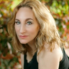Pushermania's Podcast - Matt Sonzala interviews music industry legend Fiona Bloom PART 1