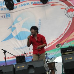 @gunkz Vclz Cover ( Glen Fredly - Kisah Romantis ) Live Version