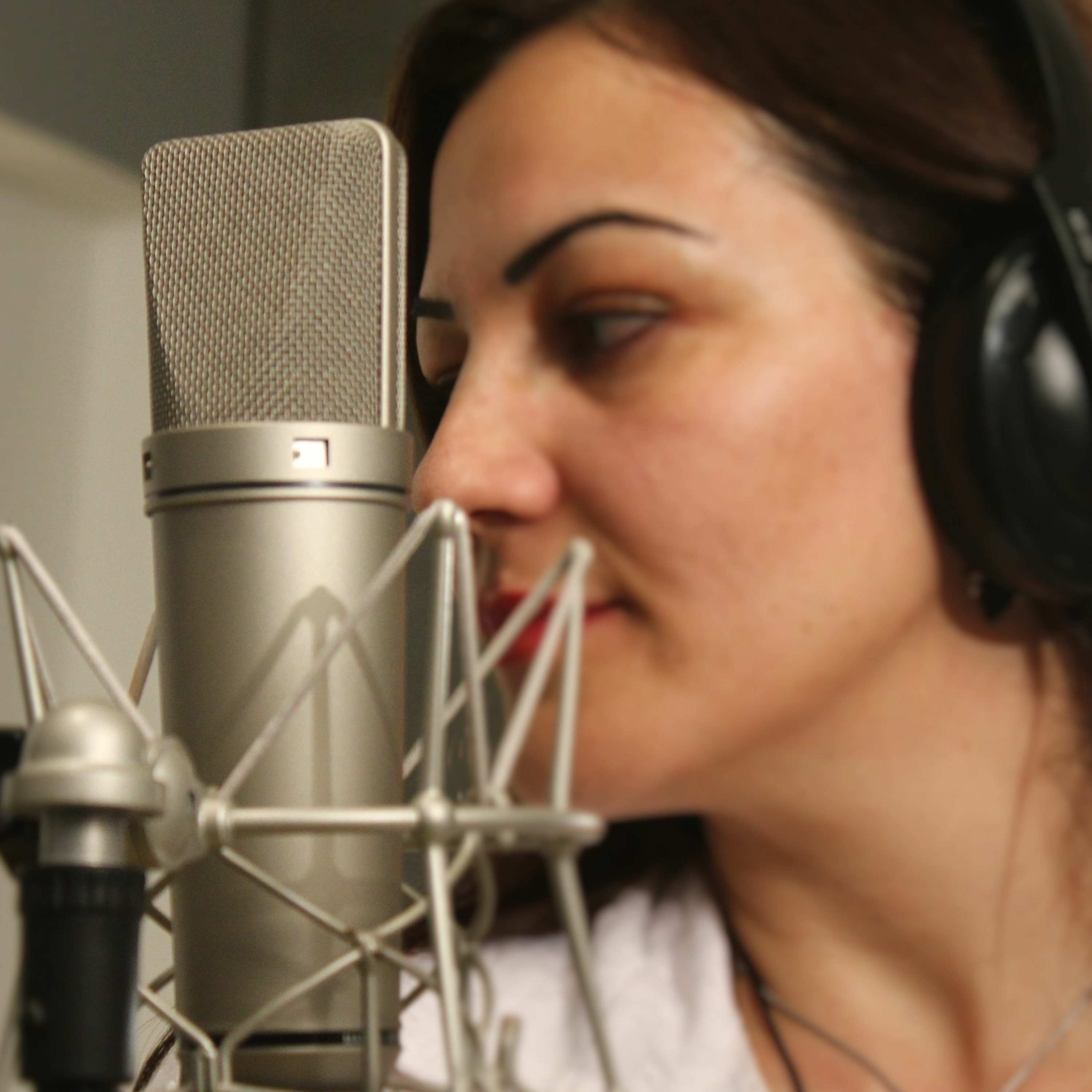 Suzi Martinez Locutora