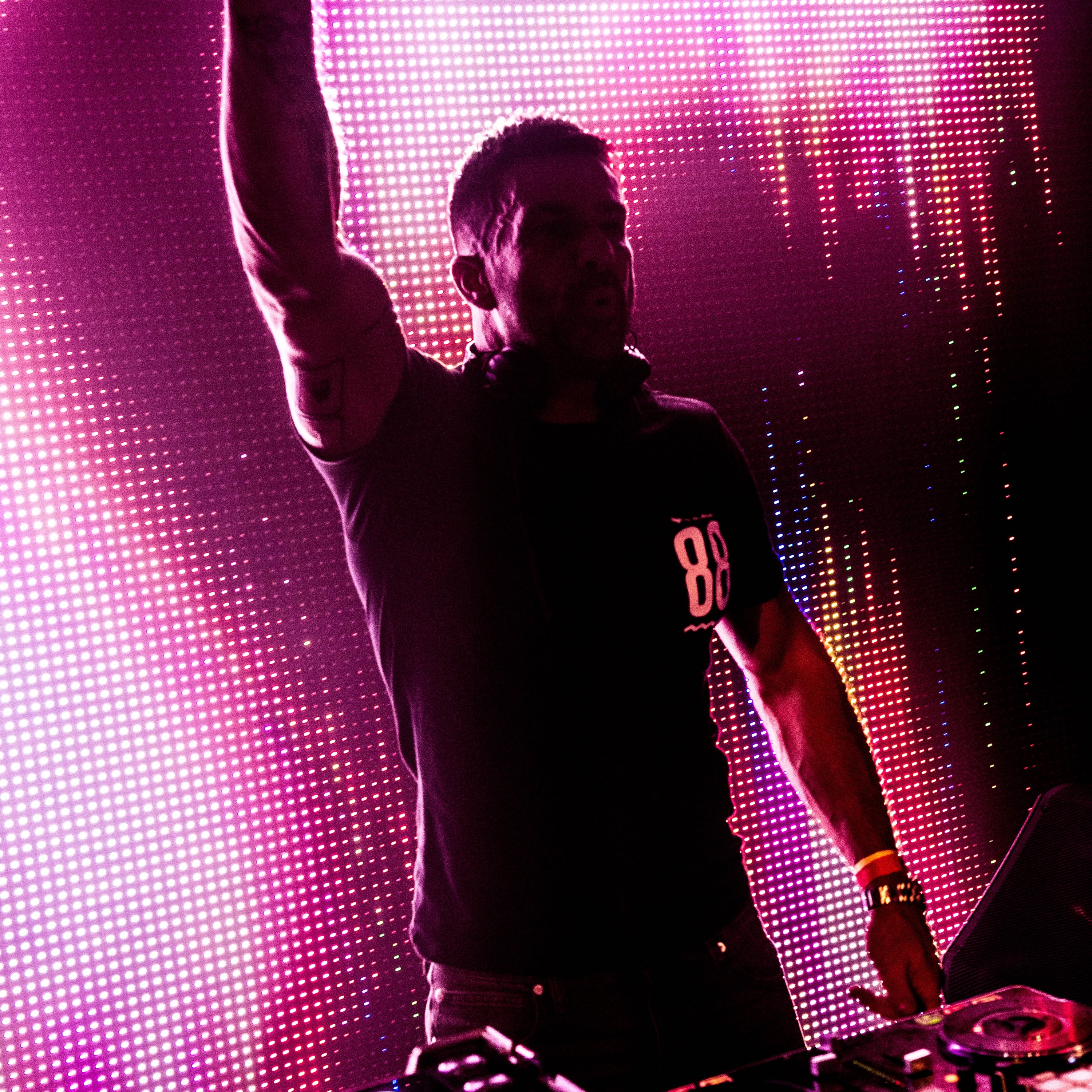 DJLEEBUTLER