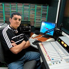 Pistas de VIBRACION ESTEREO 1014. FM - VIBRACION ESTEREO 101.4 FM (creado con Spreaker)