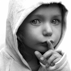 SILENCIO SAIDA Y NOMADE CHILE