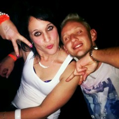 Lost Frequencies - Reality (Weekend FM Bootleg Remix)www.livingelectro.com