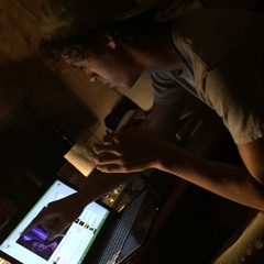 Rolling Stones (prod. by itsashleetho)