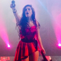 Lauren Singing Can't Feel My Face