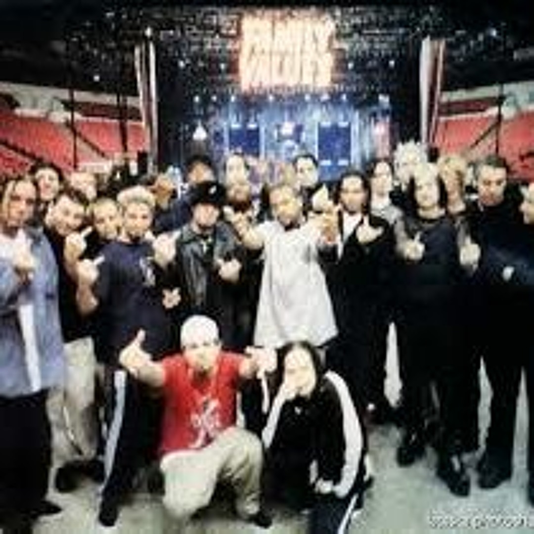 Listen to Korn & Limp Bizkit - All In The Family (Live UNO