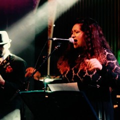 Suit & Tie( Live Cover at Radio Foorti)