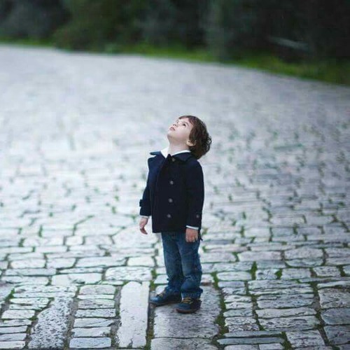 _  وَمن عرفَ المحبّةَ عن يقينٍ .. حرامٌ أن يميلَ إلى فِراقٍ <3