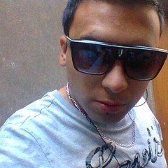 Dakow . - Siento Que... -.