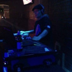 DJ Technique..White boy Schwasted, Heavy Hitters show, opening mix. 11/13/15 Qbar Plano Illinois