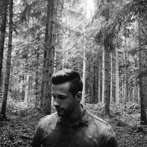 Mezcla 24 / Milo Häfliger / Akumandra