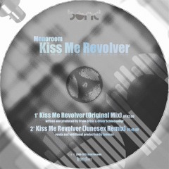 bond001-1 * Kiss Me Revolver (Original Mix)