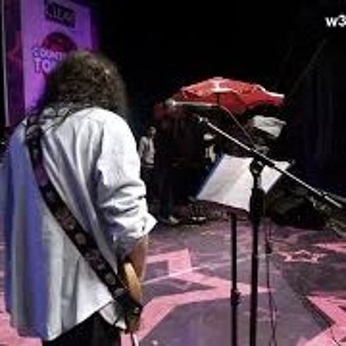 Amar sonar bangla, Nagar Baul James ( নগরবাউল জেমস )