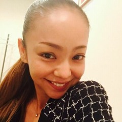 安室奈美恵 By 坂田千春