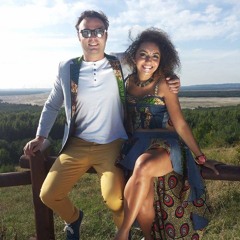 MOYO - Ewa Novel & Kuba Bobas Wilk